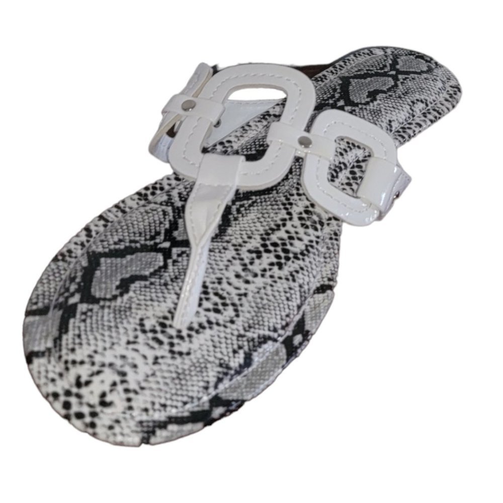 𝅺OPEN Toe Snake Print Sandals Snake Skin Print Slipons Size 9 NEW